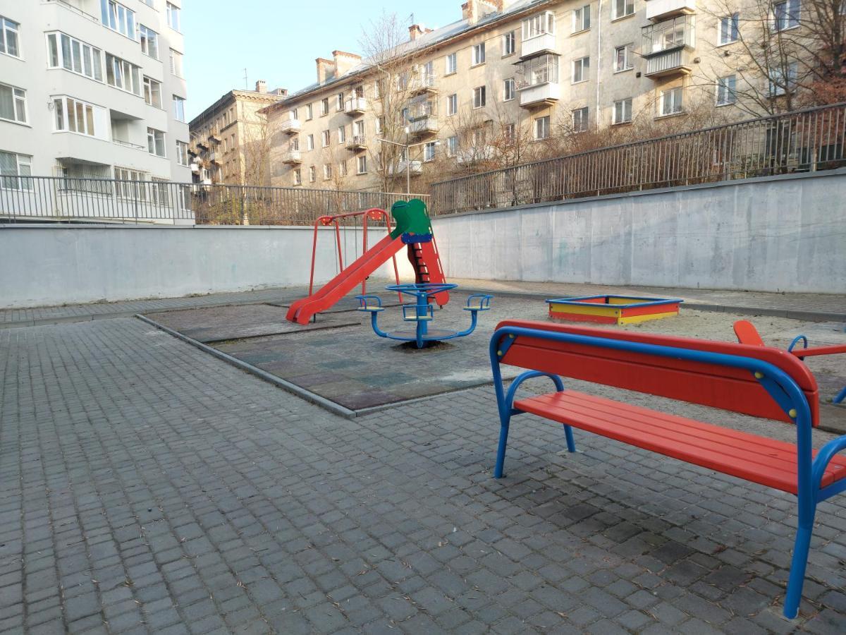 Central Point Apartment Lwów Zewnętrze zdjęcie